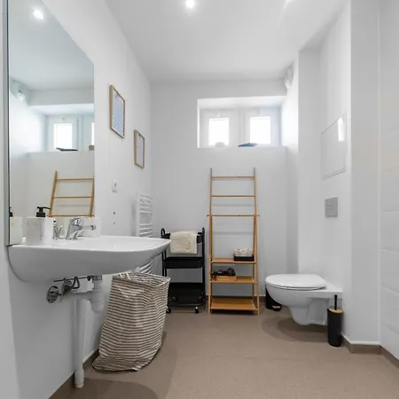 Apartman Residence Leon Blum - Appartements Design Avec Parking Prive