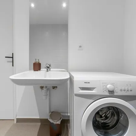 Residence Leon Blum - Appartements Design Avec Parking Prive Apartman