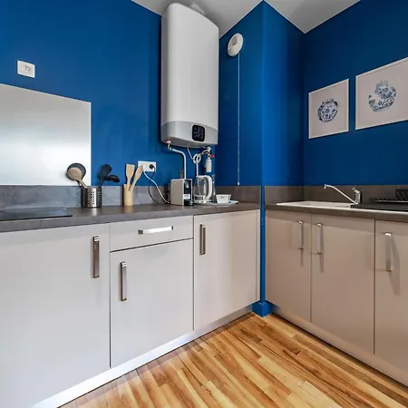 Residence Leon Blum - Appartements Design Avec Parking Prive Apartman *