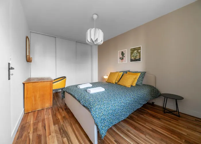 Leon Blum - Design - Parking Apartment *