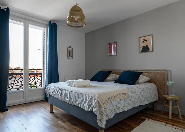 Leon Blum - Design - Parking Apartment *